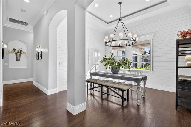 24920 Divot DR, Bonita Springs, FL 34135