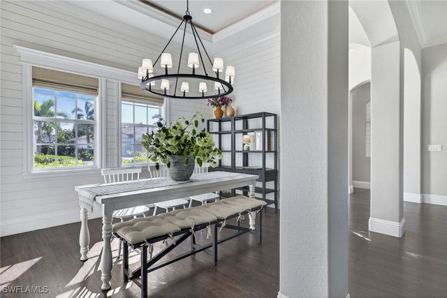 24920 Divot DR, Bonita Springs, FL 34135