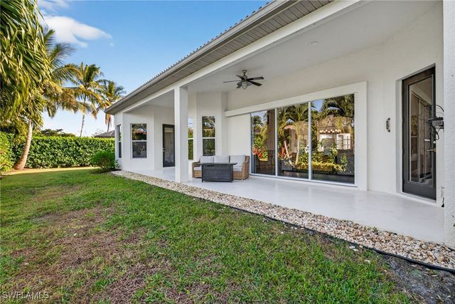 24920 Divot DR, Bonita Springs, FL 34135