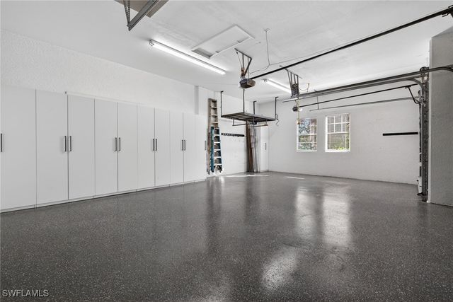 24920 Divot DR, Bonita Springs, FL 34135