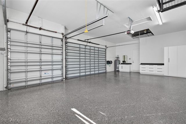 24920 Divot DR, Bonita Springs, FL 34135