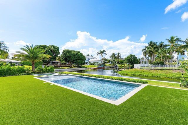 830 Lake Shore Drive, Delray Beach, FL 33444
