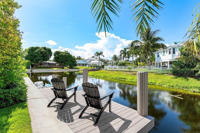 830 Lake Shore Drive, Delray Beach, FL 33444