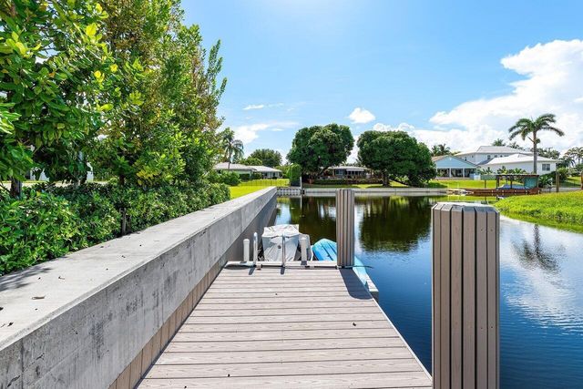 830 Lake Shore Drive, Delray Beach, FL 33444