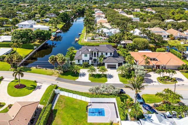 830 Lake Shore Drive, Delray Beach, FL 33444