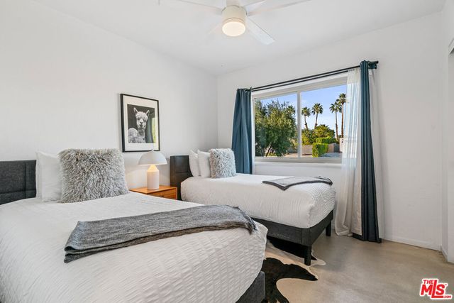 2251 E Calle Papagayo, Palm Springs, CA 92262