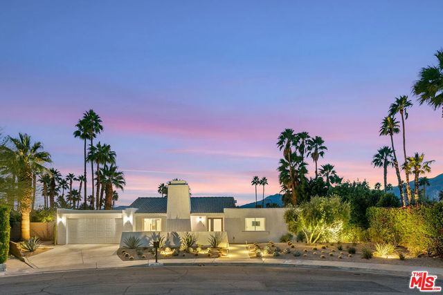 2251 E Calle Papagayo, Palm Springs, CA 92262