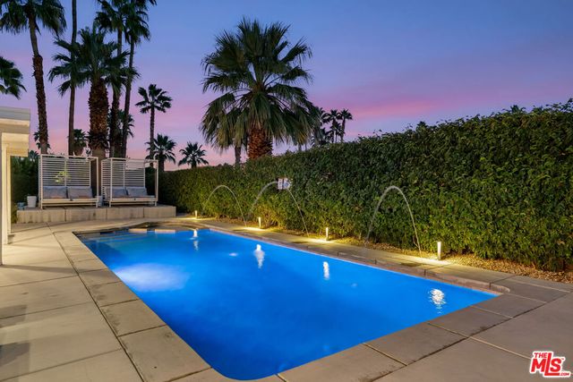 2251 E Calle Papagayo, Palm Springs, CA 92262