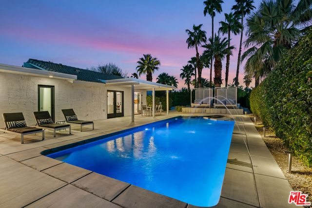 2251 E Calle Papagayo, Palm Springs, CA 92262