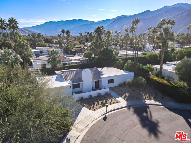 2251 E Calle Papagayo, Palm Springs, CA 92262