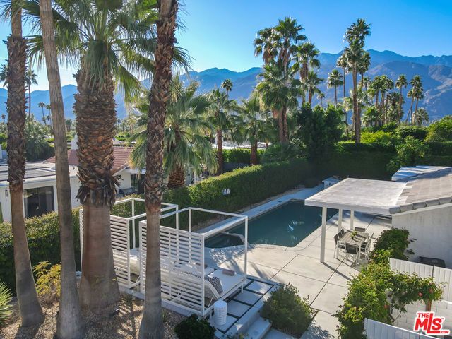 2251 E Calle Papagayo, Palm Springs, CA 92262