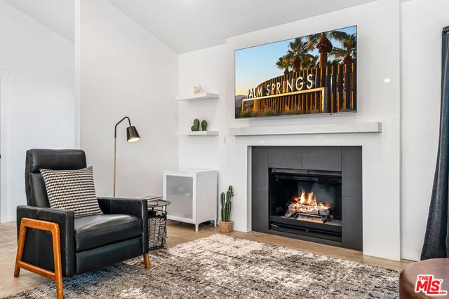 2251 E Calle Papagayo, Palm Springs, CA 92262