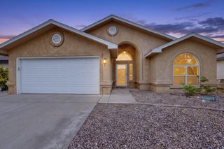 9804 Tapatio Drive NW, Albuquerque, NM 87114