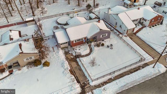 71 BAKUN WAY, Ewing, NJ 08638