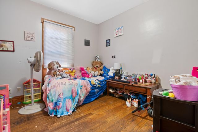 608 Pine Lake Avenue, La Porte, IN 46350