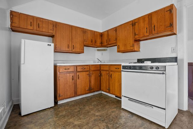608 Pine Lake Avenue, La Porte, IN 46350