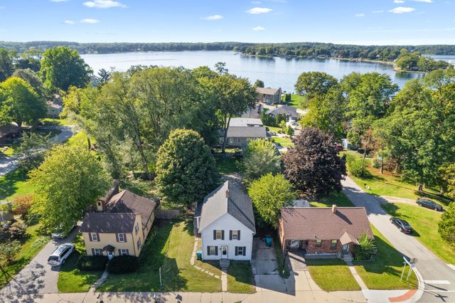 608 Pine Lake Avenue, La Porte, IN 46350