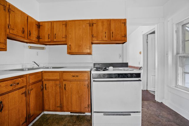 608 Pine Lake Avenue, La Porte, IN 46350