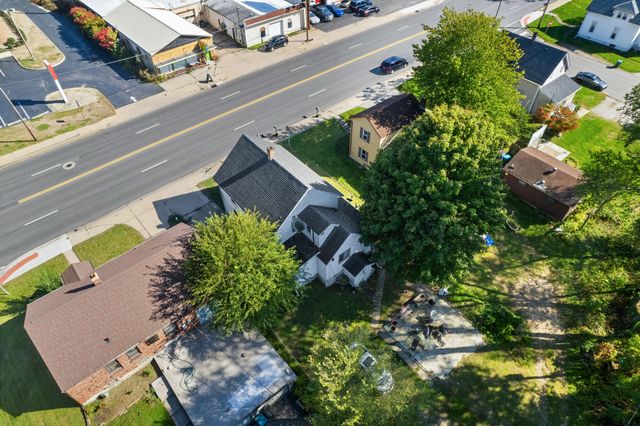 608 Pine Lake Avenue, La Porte, IN 46350