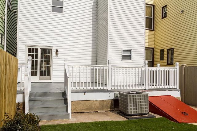 40 WEST 19TH ST, Bayonne, NJ 07002