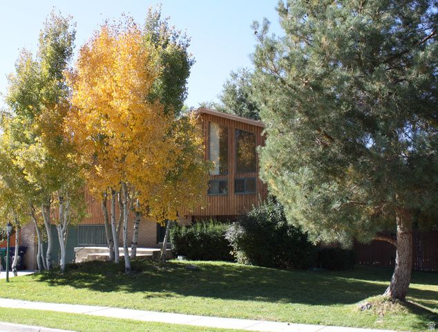 8888 S RENEGADE RD, Sandy, UT 84093