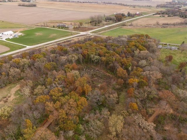 Oak Meadow Lot #4, Solon, IA 52333