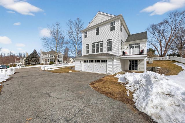 21 Bayberry Street, Hopewell Junction, NY 12533