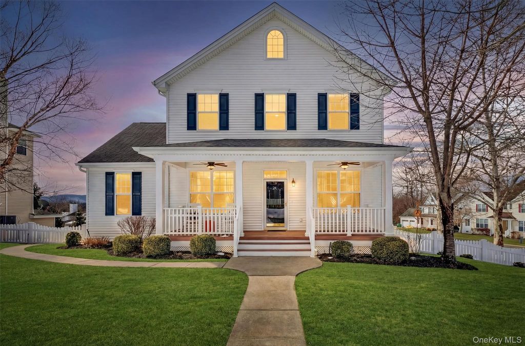 21 Bayberry Street, Hopewell Junction, NY 12533