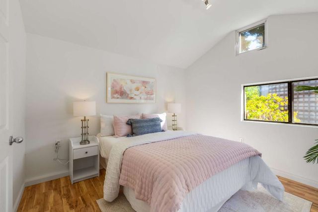 1190 Saint Francis Street, Redwood City, CA 94061