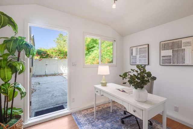 1190 Saint Francis Street, Redwood City, CA 94061