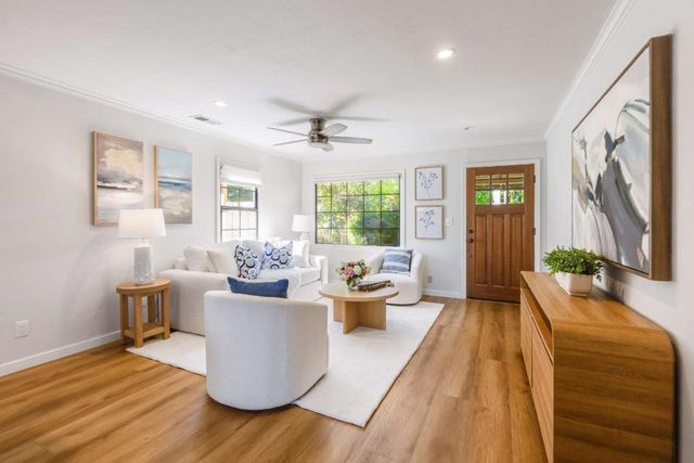 1190 Saint Francis Street, Redwood City, CA 94061