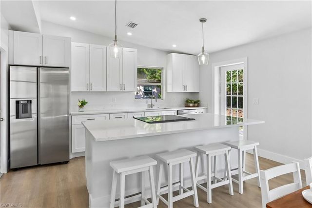2124 Sunrise BLVD, Fort Myers, FL 33907