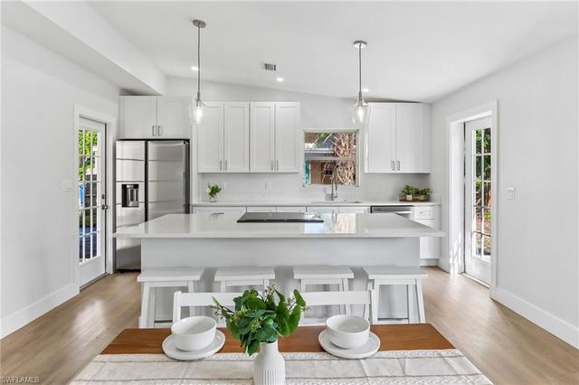 2124 Sunrise BLVD, Fort Myers, FL 33907