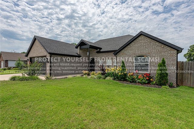 313 N Tacoma Street, Farmington, AR 72730