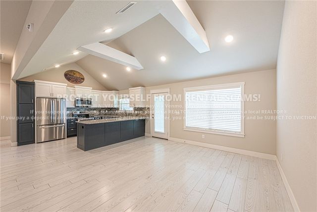 313 N Tacoma Street, Farmington, AR 72730