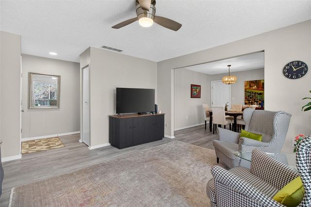 3824 37TH STREET S 67, St Petersburg, FL 33711