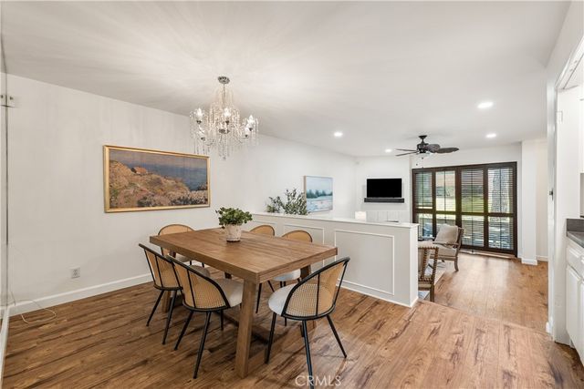21801 Burbank 97, Woodland Hills, CA 91367