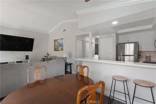 768 La Tierra I-201, Corona, CA 92879