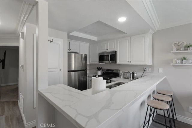 768 La Tierra I-201, Corona, CA 92879
