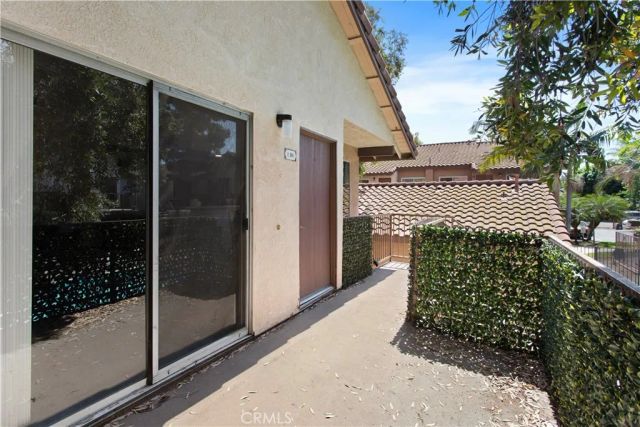 768 La Tierra I-201, Corona, CA 92879