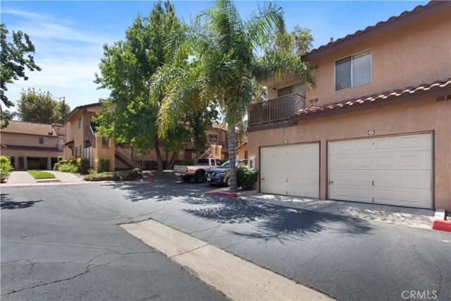 768 La Tierra I-201, Corona, CA 92879