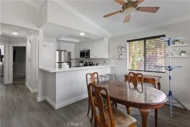 768 La Tierra I-201, Corona, CA 92879