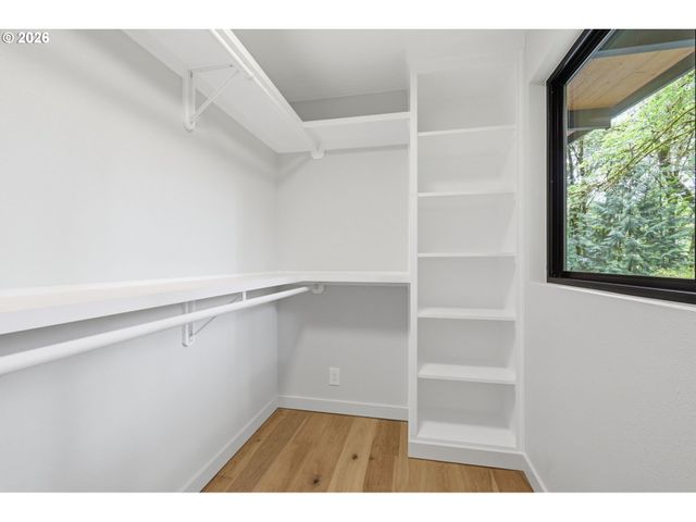 10625 Sw LANCASTER Rd, Portland, OR 97219