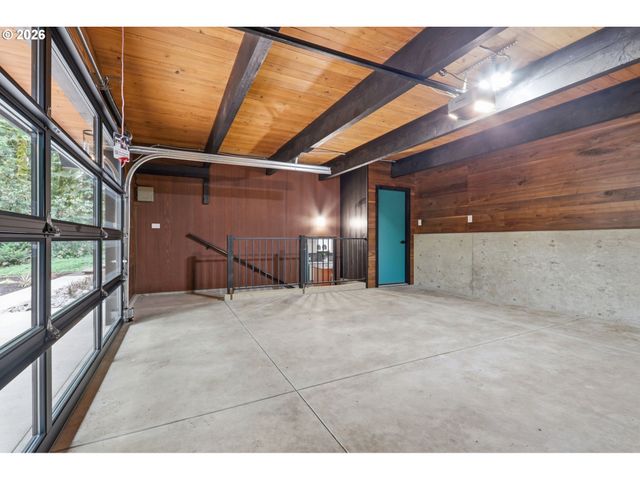 10625 Sw LANCASTER Rd, Portland, OR 97219
