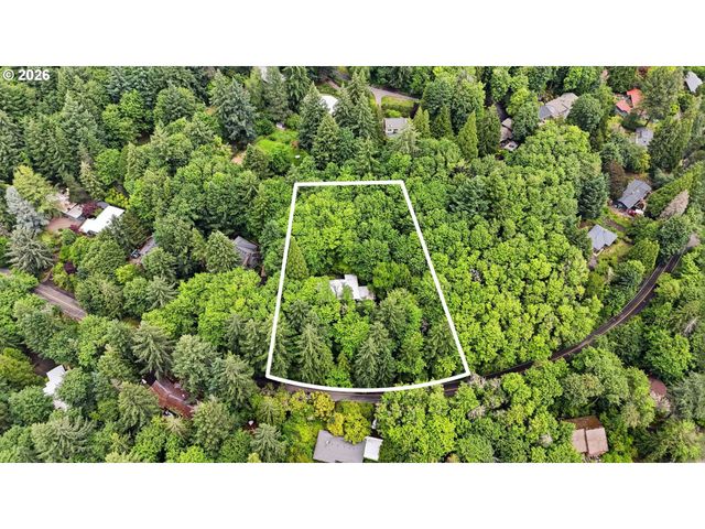 10625 Sw LANCASTER Rd, Portland, OR 97219