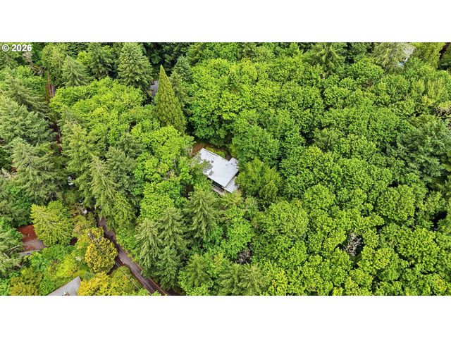 10625 Sw LANCASTER Rd, Portland, OR 97219