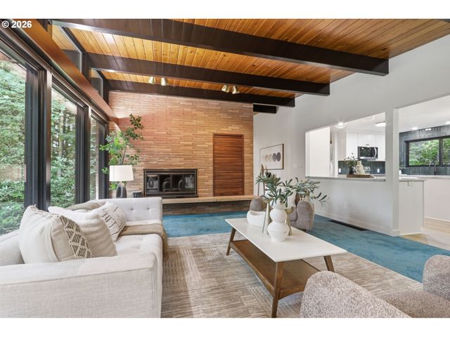 10625 Sw LANCASTER Rd, Portland, OR 97219