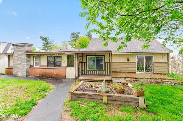 1120 Outer Drive, Rotterdam, NY 12303
