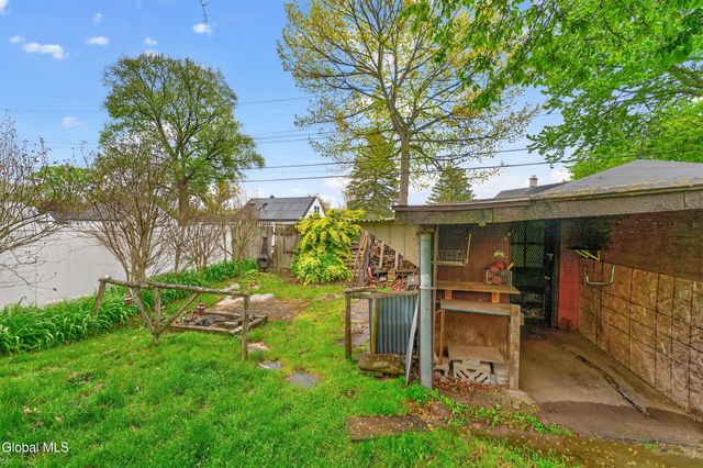 1120 Outer Drive, Rotterdam, NY 12303