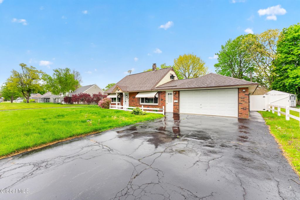 1120 Outer Drive, Rotterdam, NY 12303